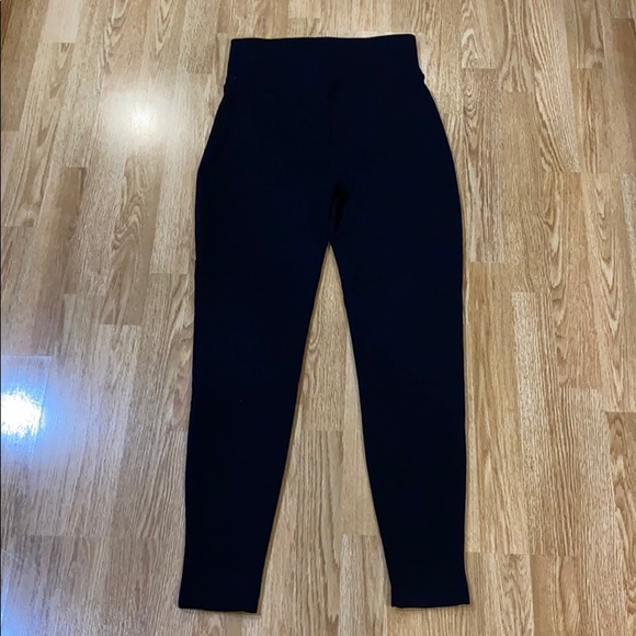 Assets Red Hot Label by Spanx - Picture 4 of 7